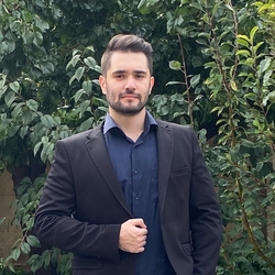 ایمان نعمتی